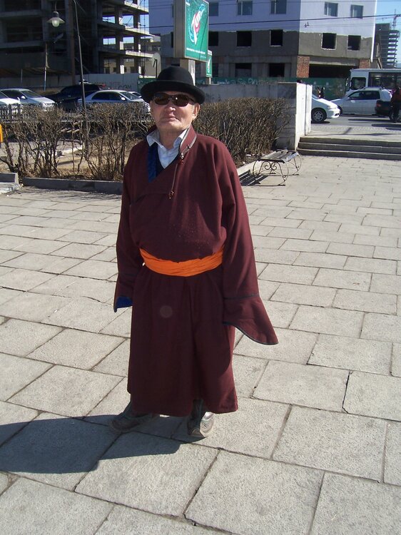 Mongolian.thumb.JPG.d56df89a1ebf2cb6389189d499d22170.JPG