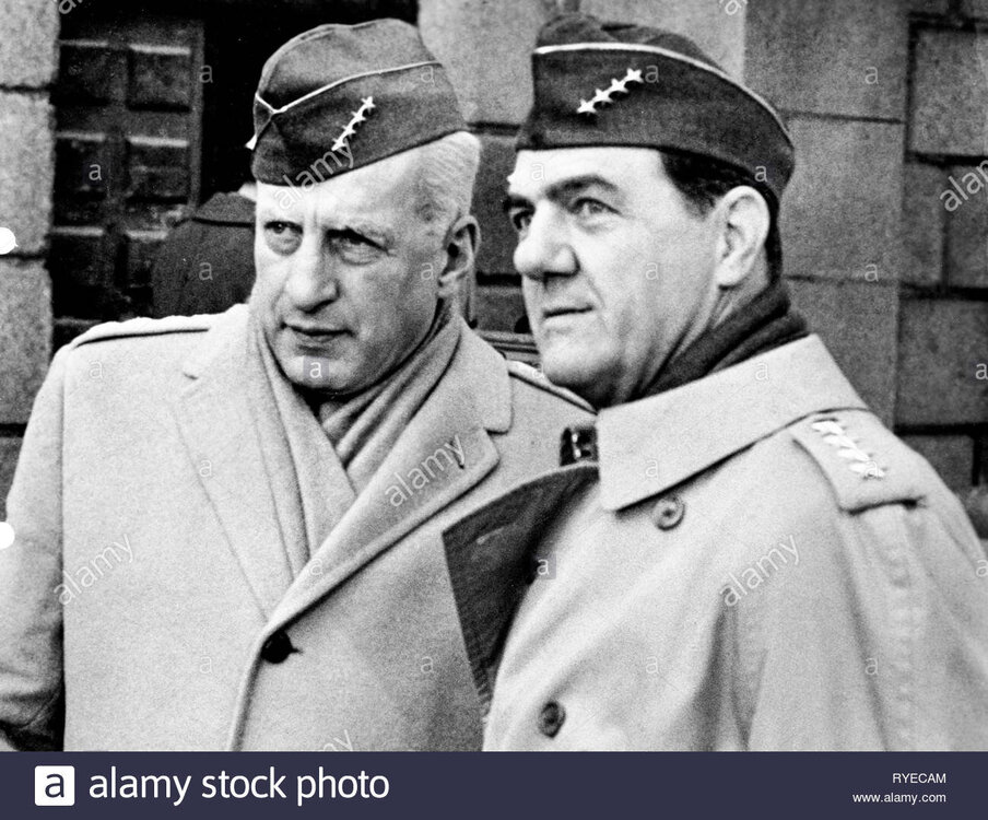 george-campbell-scott-karl-malden-patton-1970-RYECAM.jpg