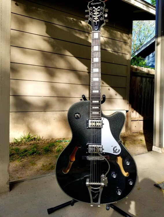 Screenshot_20220403-132430_Amazon Photos.jpg