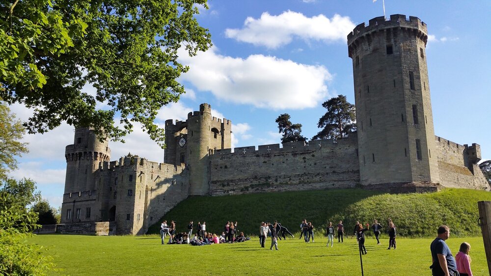 1170183151_WarwickCastle-grandentrance1.thumb.jpg.7380ebcdae69944d28105ca45152a661.jpg