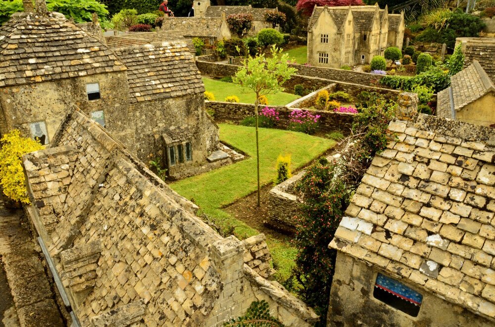 1617199611_Bourton-on-the-WaterModelVillage3.thumb.jpg.d25e42fb97a545d8aad2f562ee5cf50c.jpg