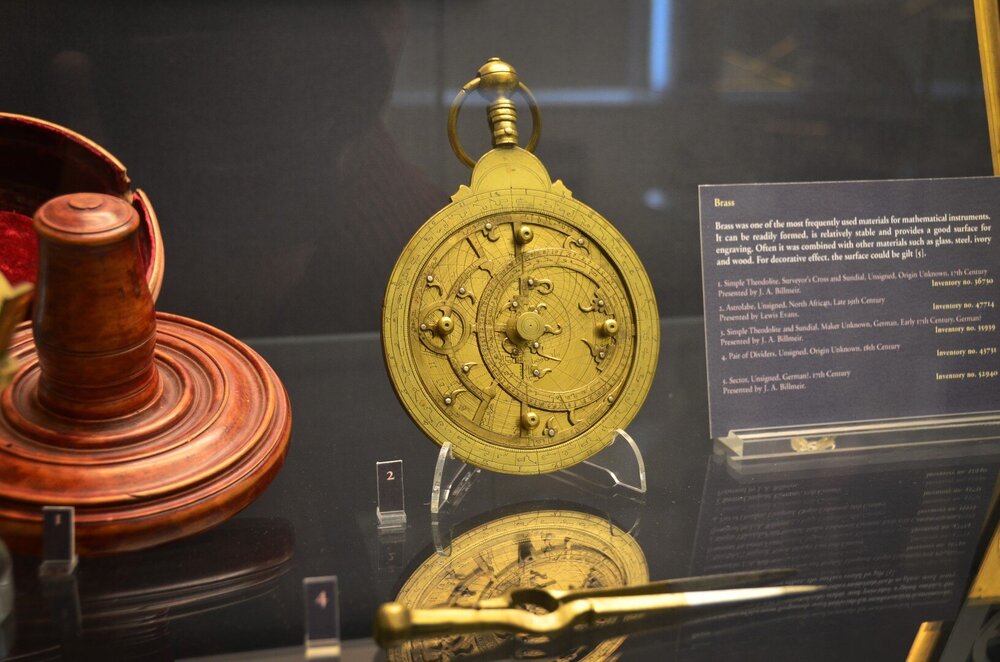 1696744097_AstrolabesattheMuseumoftheHistoryofScience-Oxford(4).thumb.jpg.a7cf67655851f6223e942c18a3bbde6b.jpg