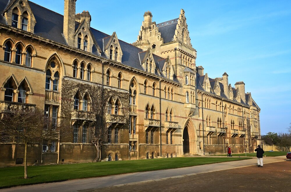 226990727_Oxford-ChristChurch(3).thumb.jpg.13a7ede872fb94090582b4dedac744da.jpg