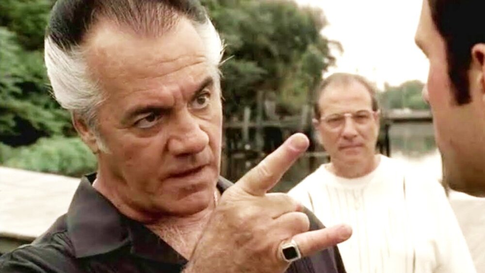 paulie-walnuts-tony-sirico.jpg