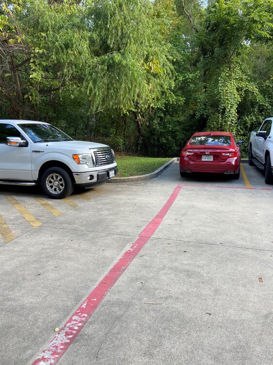 2059674666_parking082022.thumb.jpg.3921f13fc816046348d65dece33b9a47.jpg
