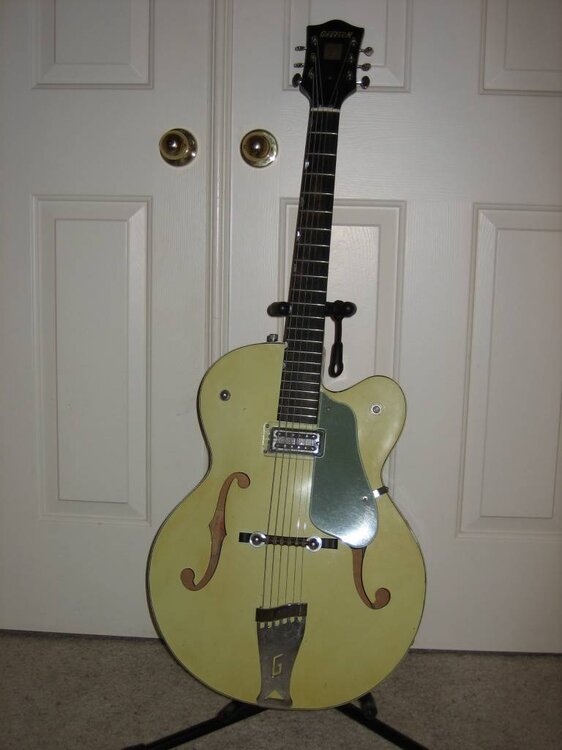 Gretsch_001_119441849246153.thumb.jpg.8748f2e4e83c7a76694a82149aacb0d8.jpg
