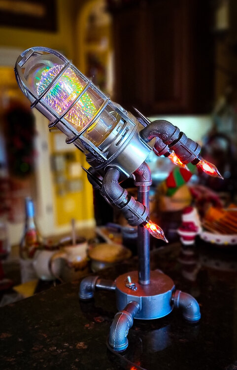 1754519218_RocketLamp.thumb.jpg.88a951949cd41e964e4d57cfc1149004.jpg