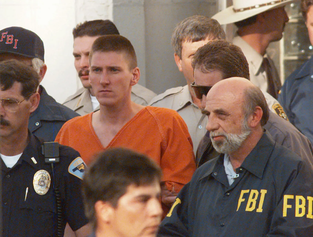 Timothy-McVeigh-Okla-Perry-Noble-County-Courthouse.thumb.png.29a34d3707677ad1430b1a2749f0dec8.png