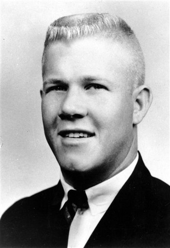 Charles_Whitman_(1963).jpg.f51c9a62365b2e02e6efcb8cf70cfc9e.jpg