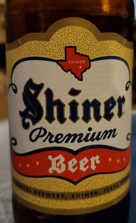 ShinerPremiumBeer-frontlabel.thumb.jpg.e02726edf66b68ce243106a808e63b4a.jpg