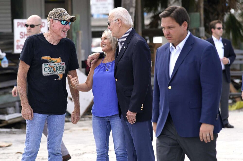 joe-biden-Ron-DeSantis-florida-visit-100622-1-29ad7ba6ba494090b23fa1fc8cdba02d.thumb.jpg.1c700b90f7321da06259825cfa07b2ab.jpg