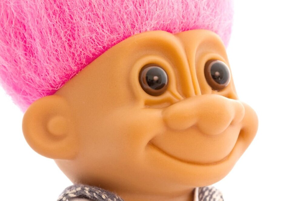 troll_doll.thumb.jpg.c304fc5eb342eaa96e96c799878da123.jpg