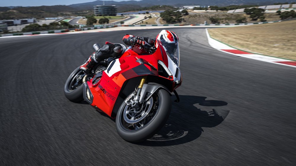 Ducati-Panigale-V4R-MY23-overview-gallery-08-1920x1080.thumb.jpg.0ac0ab7bbdd0ef2184484dd116b9044b.jpg