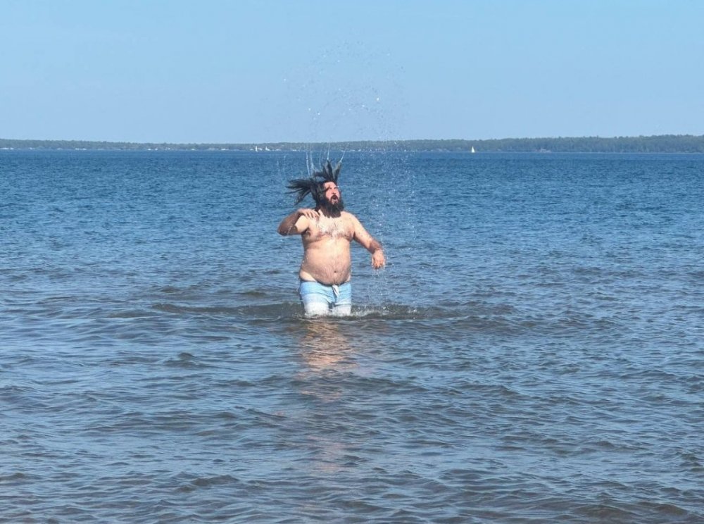 Screenshot_20240905_213521_Kiwi Browser.jpg