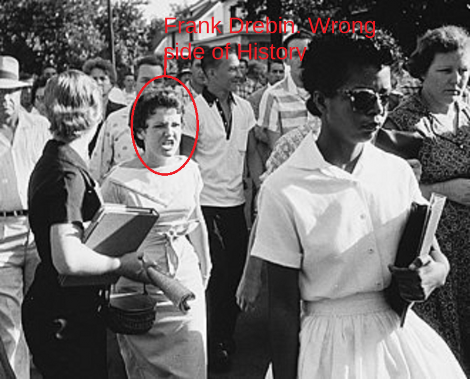 Elizabeth_Eckford.thumb.png.9e4654c31d2f28444f416229c087f2f4.png