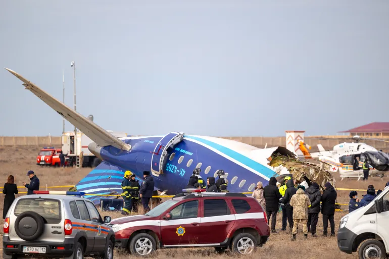 AFP__20241225__36RG3Y4__v1__HighRes__KazakhstanPlaneCrash-1735143379.webp.0e75d01e297059e7097c5edd75efe251.webp
