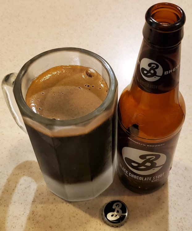 BrooklynBrewery-BlackChocolateStout-1.thumb.jpg.046837043bec7e34af7255ffa24d7896.jpg