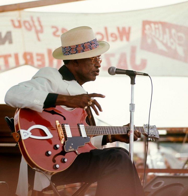 Lightnin Hopkins.jpg