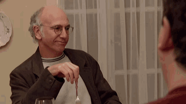 curb-your-enthusiasm-larry-david.gif.891ced06da2966f5130e3610ca2ce16e.gif