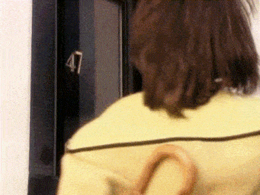 the-pretenders-chrissie-hynde.gif